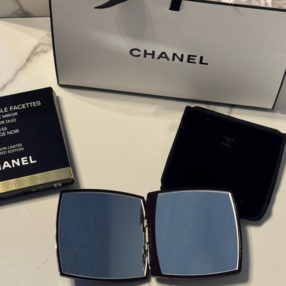 REDUCED NIB Chanel Miroir Double Facette limited edition mirror 155 ROGUE NOIR - Picture 4 of 7